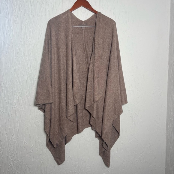 Barefoot Dreams Sweaters - Barefoot Dreams CozyChic Lite Weekend Wrap Brown- One Size
